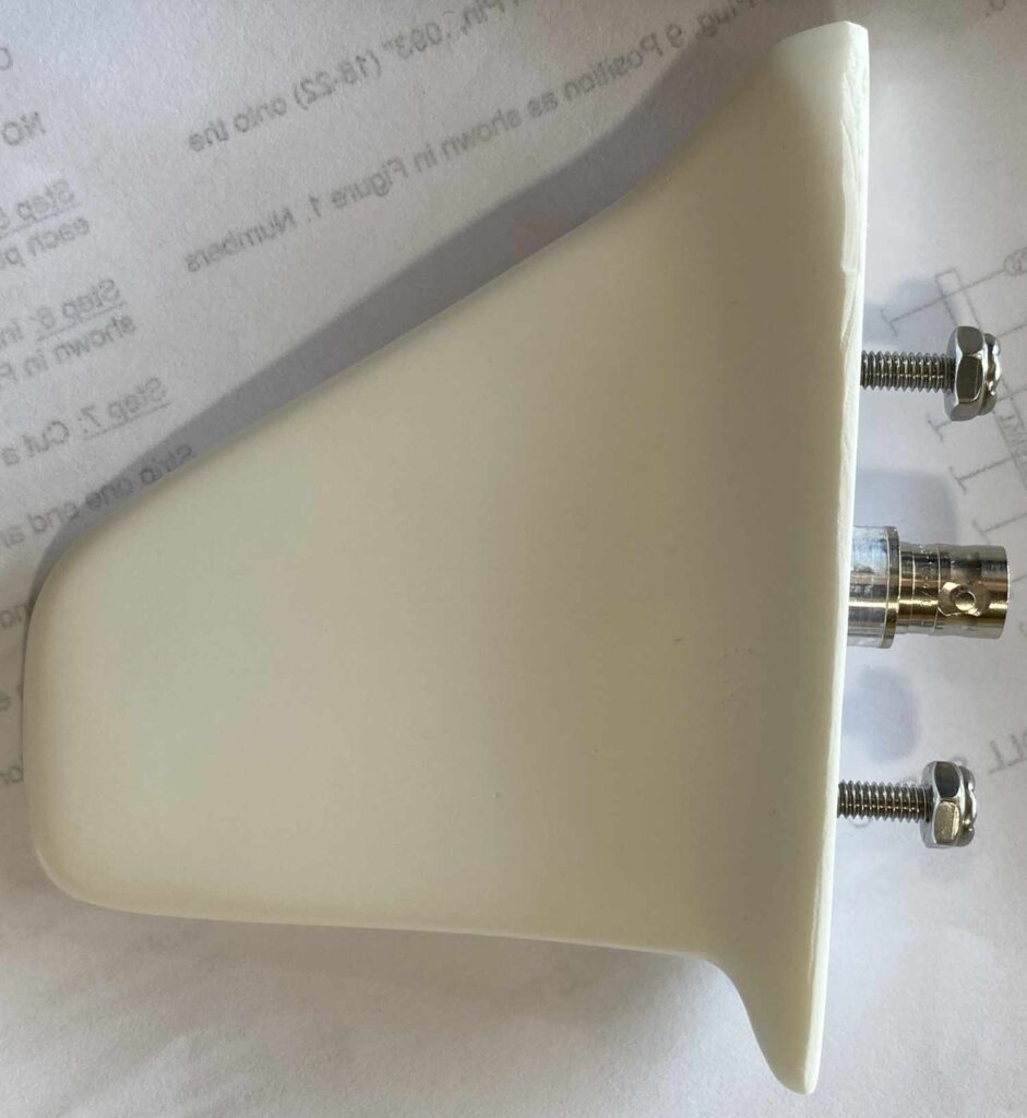 The RV-12 ADSB Antenna side view