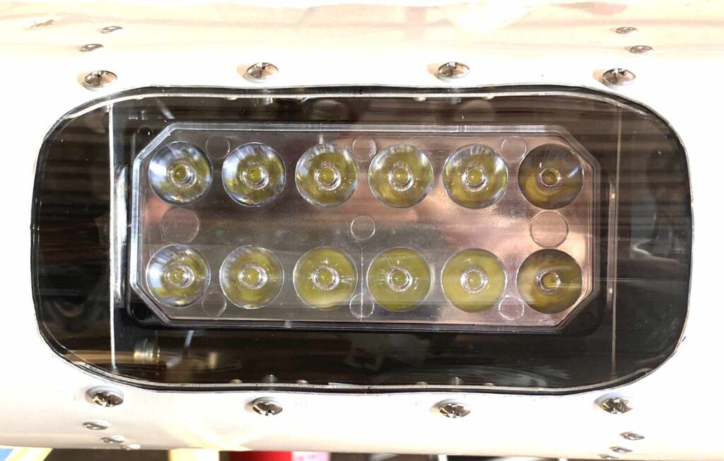 Van's Rv-12 landing light install finish